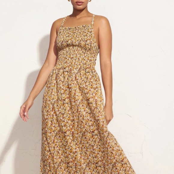 Edelyn Floral Claretta Midi Dress 🍂🍎 - Picture 2 of 6